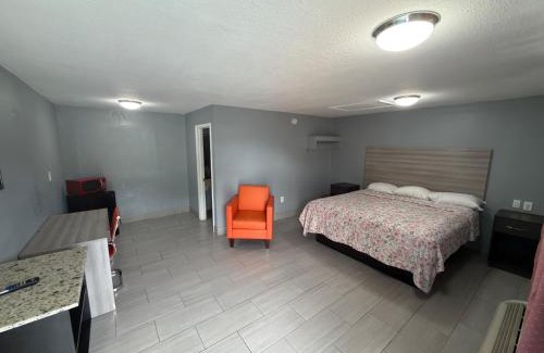 Historic Downtown Kissimmee Hotel | Apollo Inn - Downtown