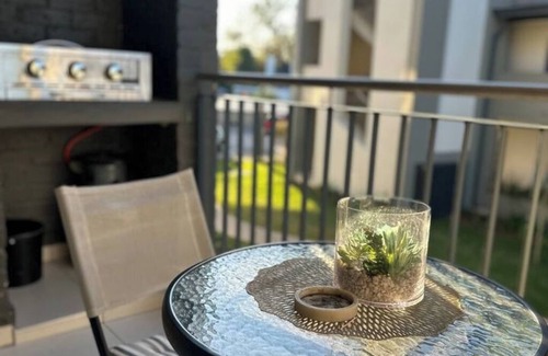 Greater Johannesburg Metropolitan Area Apartment | Apollo Luxe Living 2BR Urban