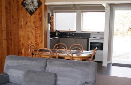 Greymouth Hotel | Apostles View Motel