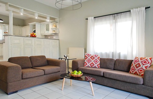 Daratsos House | Apostolis Beach House