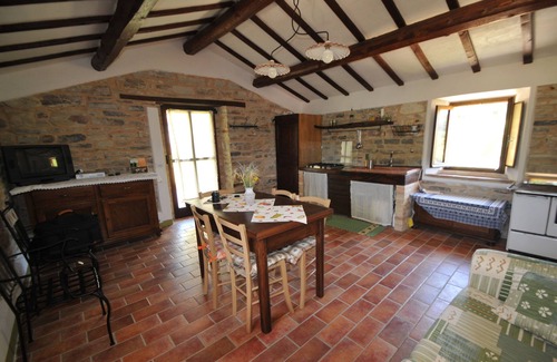Arcevia Bed & Breakfast | App. IL NIDO - B & B Bosimano, intimate and romantic, completely independent