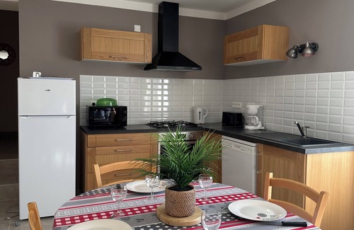 Saint-Sauveur-de-Cruzieres Apartment | Appartement 4 Personnes Dans Mas Typiquement Ardéchois