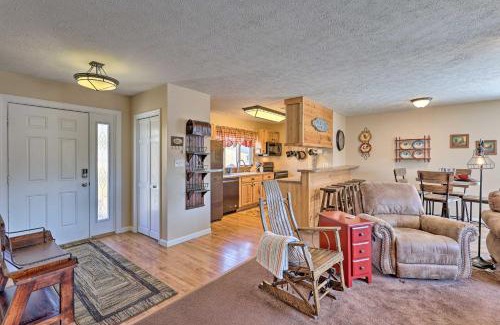 Boone Apartment | Appalachian Boone Horse Ranch Retreat with Mtn Views