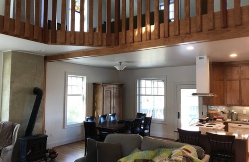 Ferrum House | Appalachians Inspired, Custom Built 2015, Solar Powered With Mountain Views