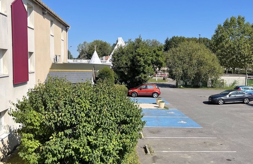 Saint-Germain-les-Corbeil Apartment | Appartement 223 Moderne Gris