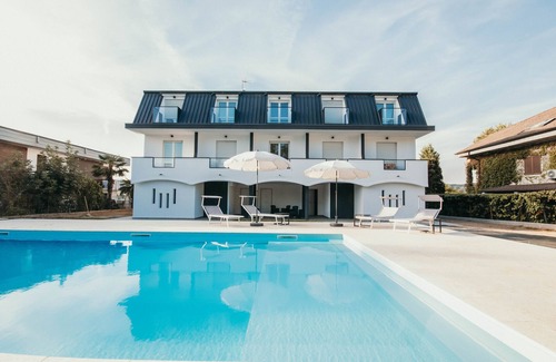 Villaggi Apartment | Appartamento Iucci - Lakeside L&B