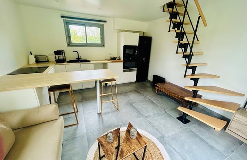 Fabregues Apartment | Apparently duplex with garden and parking