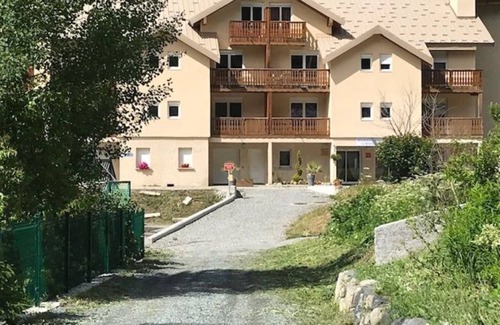 Villar-d'Arene Apartment | Appart 1 in a mountain village: nature and relaxation in the Pays de la Meije