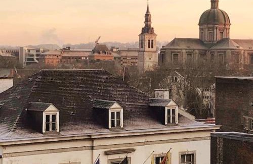 Namur Apartment | Appart 8 pers 10' à pied du centre:Le Savoie Namur