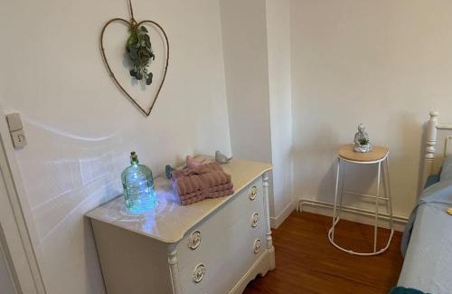 Saint-Nazaire Apartment | Appart, chantier naval, très cosy et vintage