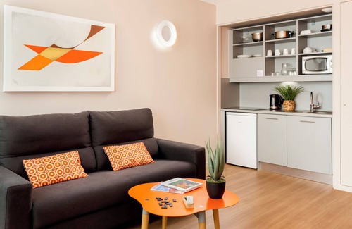 Velizy-Villacoublay Apartment | Appart'City Collection Paris Vélizy