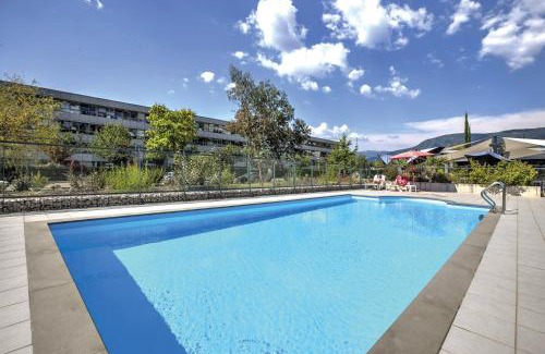 Montbonnot-Saint-Martin Apartment | Appart'City Confort Grenoble Inovallée