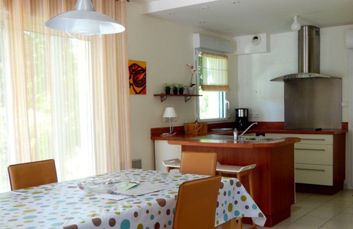 Benodet Apartment | Appart classified * RDC 75 m2, 2 bedrooms, walled garden, walk Benodet
