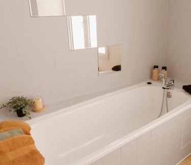 Chalons-en-Champagne Apartment | Appart complet - 2 à 4 personnes coeur de ville