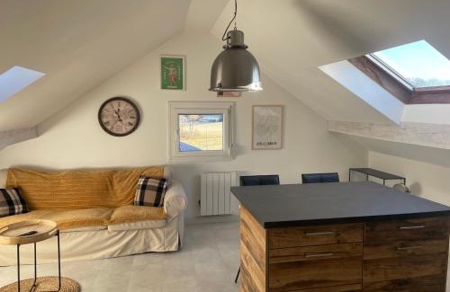 Saint-Laurent-en-Grandvaux Apartment | Appartement avec garage privé