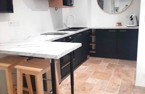 Tulette Apartment | Appart' hôtel tout confort avec balcon, clim, wifi