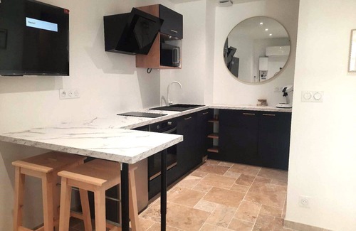 Tulette Apartment | Appart' hôtel tout confort avec balcon, clim, wifi