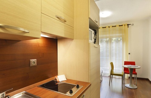 Amelie-les-Bains-Palalda Apartment | Appart'Hotel Castel Emeraude