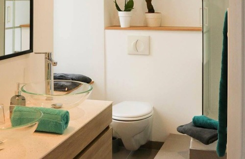 Mortagne-sur-Sevre House | appart-hotel - 12 people