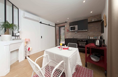 Louhans Apartment | Appart Hotel in Louhans