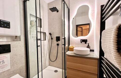 Bry-sur-Marne Apartment | Appart Le Van Gogh - 3' RER - 11' Paris - 23' Disney