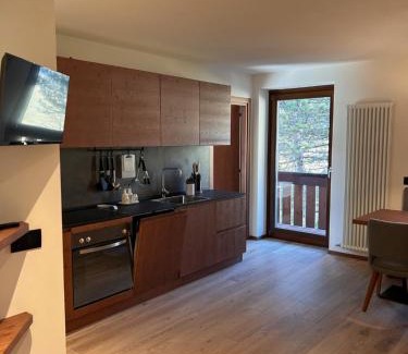 San Martino di Castrozza Apartment | Appartamento con terrazza vista Pale di San Martino
