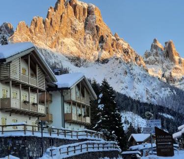 San Martino di Castrozza Apartment | Appartamento Fiorella