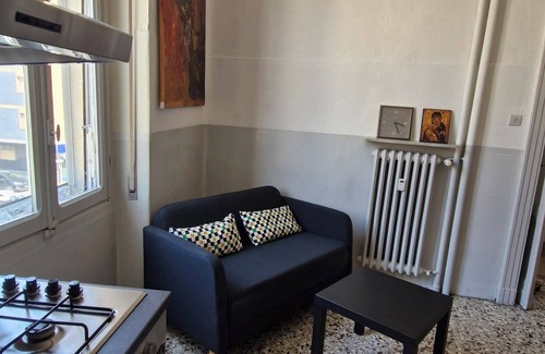 Alessandria Apartment | Appartament 120m2, 3 Rooms Historic Center next to Genoa Square park easy