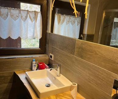 Mezzana House | APPARTAMENT La locanda nel bosco