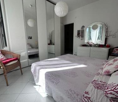 Deiva Marina Apartment | Appartament Victoria between sea and 5 lands