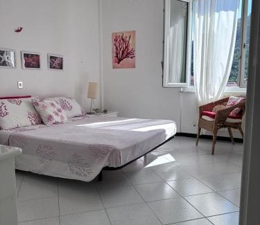 Deiva Marina Apartment | Appartament Victoria between sea and 5 lands