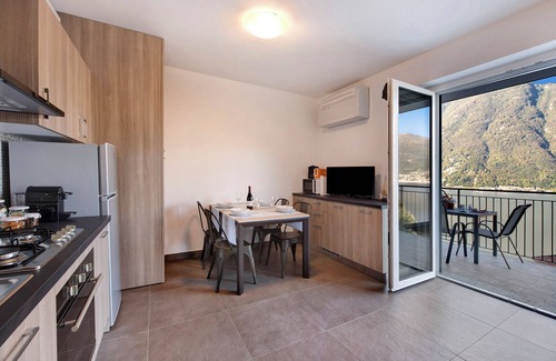 Nesso Apartment | Appartamento "1 Il Tornante" with Lake & Mountain Views, A/C & Balcony