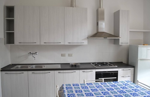 Fiumaretta Apartment | Appartamento 3M close to the Beach with Wi-Fi & Balcony