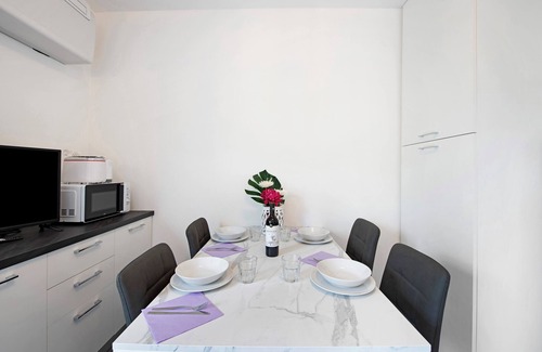Nesso Apartment | Appartamento 8 Il Tornante with Lake & Mountain Views, Wi-Fi, A/C & Balcony