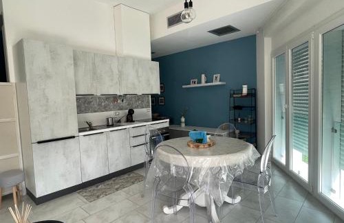 Calambrone House | Appartamento a 20 metri dal mare.