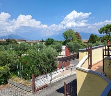 Pieve Vecchia Apartment | Appartamento a Manerba