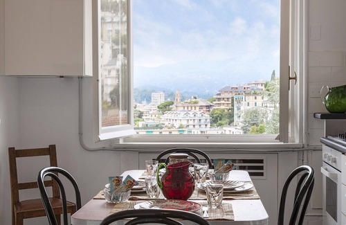 Rapallo Apartment | Appartamento a Villa Montuoro by Wonderful Italy