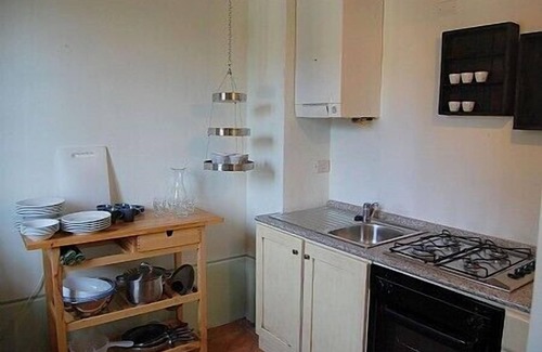 Montone House | Appartamento Aria B: A graceful apartment located on top of a small hill, with Free WI-FI.