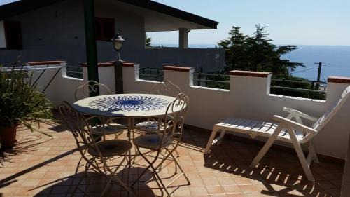 Caminia Apartment | Appartamento Caminia
