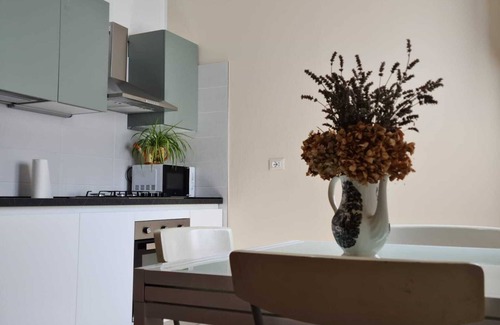 Castenaso Apartment | Appartamento -cedro del Libano con Giardino e Parcheggio Privato