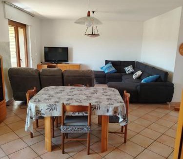 Sant'Omero Apartment | Appartamento Colliwood