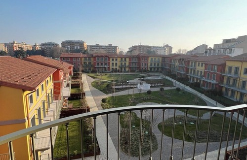 Barona Apartment | Appartamento con concierge palestra e garage in contesto d'avanguardia milanese