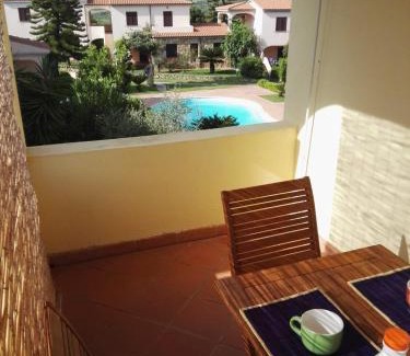 Monte Petrosu Apartment | appartamento con vista piscina