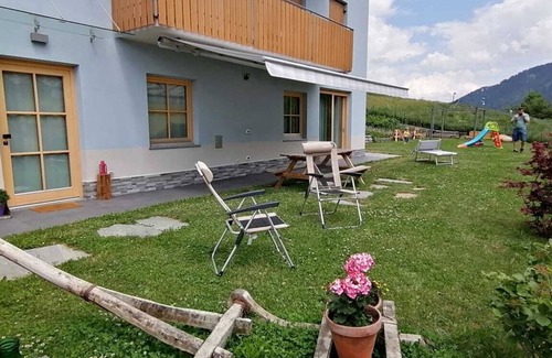Vermiglio Apartment | Appartamento Deluxe in legno situato in montagna con sauna e giardino