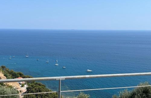 Quartiere XXIV Don Bosco Apartment | Appartamento fronte mare