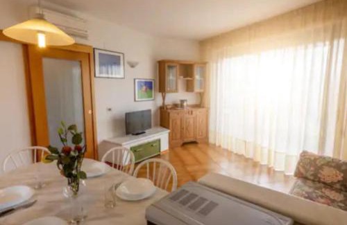 Marina di Massa Apartment | appartamento gli esagoni