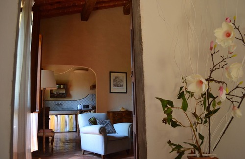 Cantagrillo Apartment | Appartamento Idillico in una Villa Toscana del Xviii Secolo
