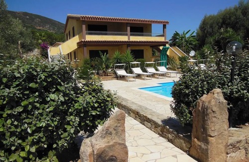 Tertenia Apartment | Appartamento in splendido e riservato villaggio, marina di Tertenia