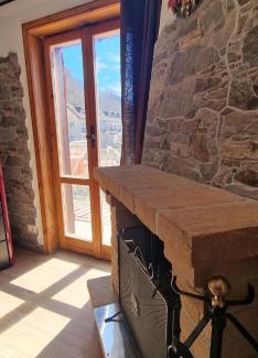 Pizzoferrato Apartment | Appartamento in una valle di Luce