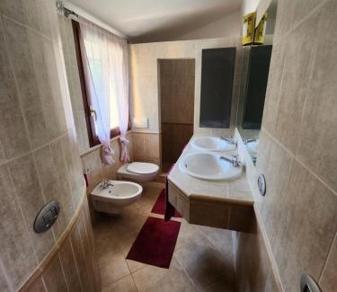 Costa dʼOneglia Apartment | Appartamento in villa cristina con piscina,